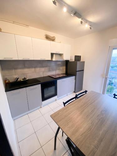 Rombas Apartment | Appartement moderne à Rombas avec sauna, 57 m²