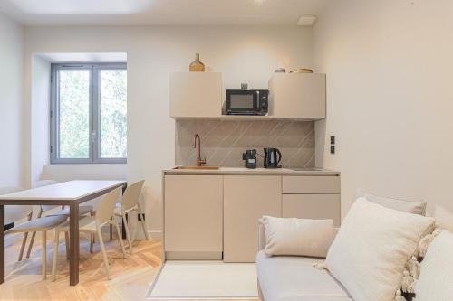 Ecully Apartment | Appartement moderne et confortable , Ecully