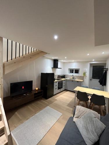 Montbrison Apartment | Appartement Montbrison centre