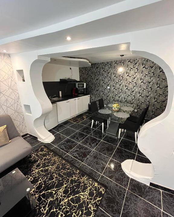 Saint-Junien Apartment | Appartement numéro 1 diamant