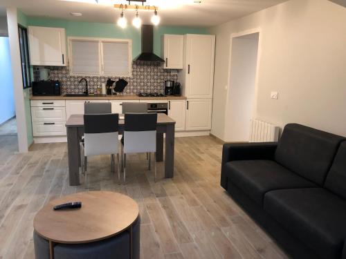 La Barre-de-Semilly Apartment | Appartement proximité Saint lo