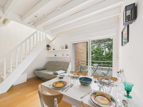 Prefailles Apartment | Appartement pour 4, piscine, mer à 150 m