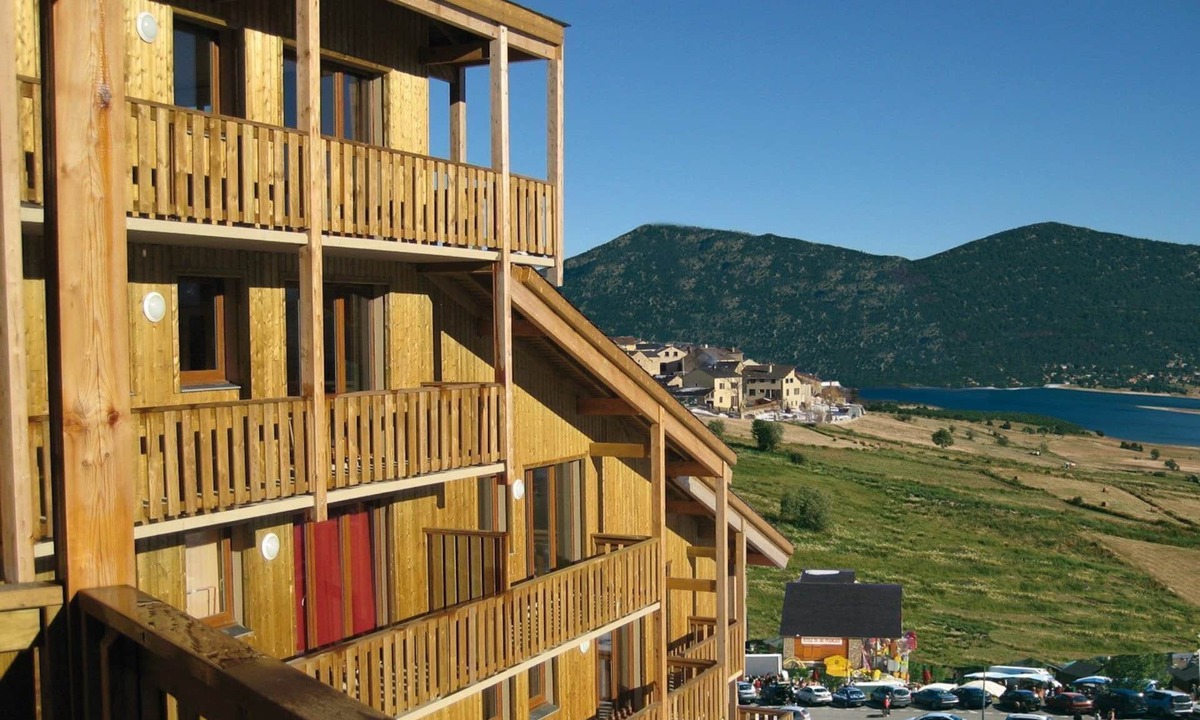 Les Angles Condo | Appartement pour 8 à 50m des Pistes