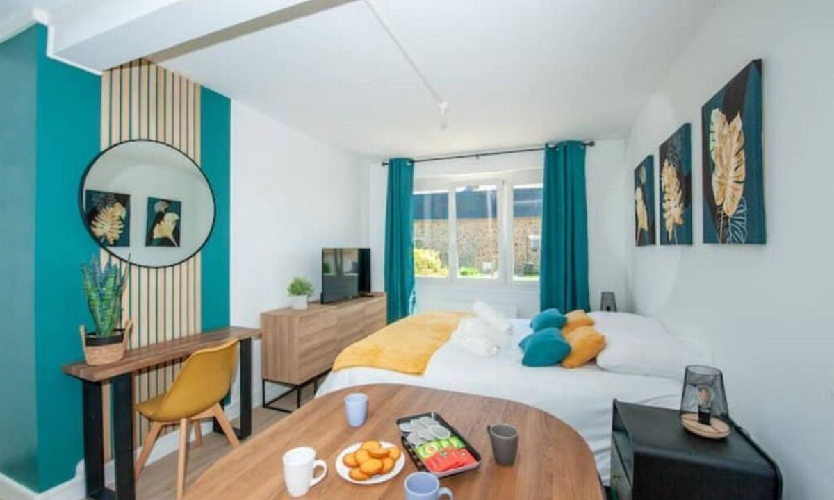 Ecartelee-Bonabry-Orieres-Paron Apartment | Appartement Proche Gare Routière
