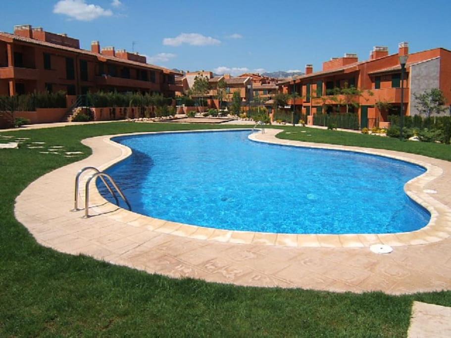 L Almadrava Apartment | Appartement résidentiel avec jardin et piscine