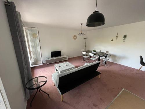 Saint-Genis-Pouilly Apartment | Appartement Saint Genis Pouilly Cern