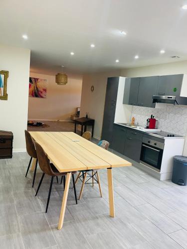Aiguelèze Apartment | appartement saint juery
