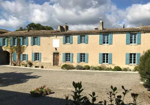 Laure-Minervois Apartment | Appartement spacieux à Laure-Minervois avec piscine