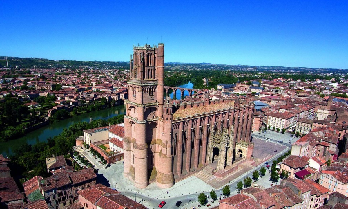 Denat Apartment | Appartement Spacieux au Calme ,15mn D'albi