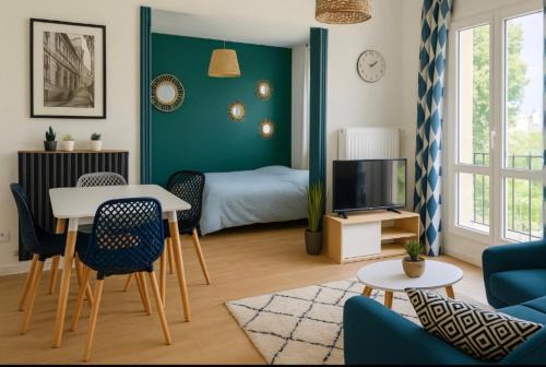 Saint-Jean Eudes Saint-Gilles Apartment | Appartement Spacieux & Parking