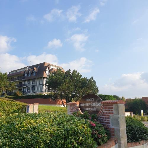 Blonville-sur-Mer Apartment | Appartement studio proche mer 4 pers résidence calme avec parc