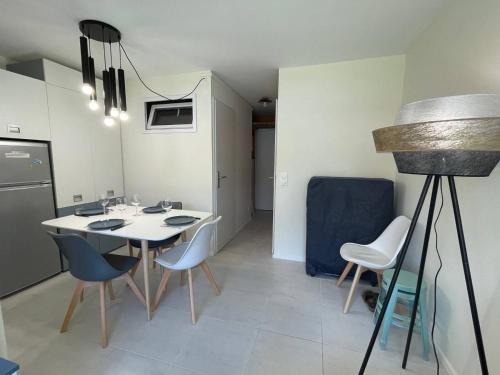 Argeles Plage Apartment | Appartement Studio cabine 4 couchages ARGELES SUR MER AR020-037