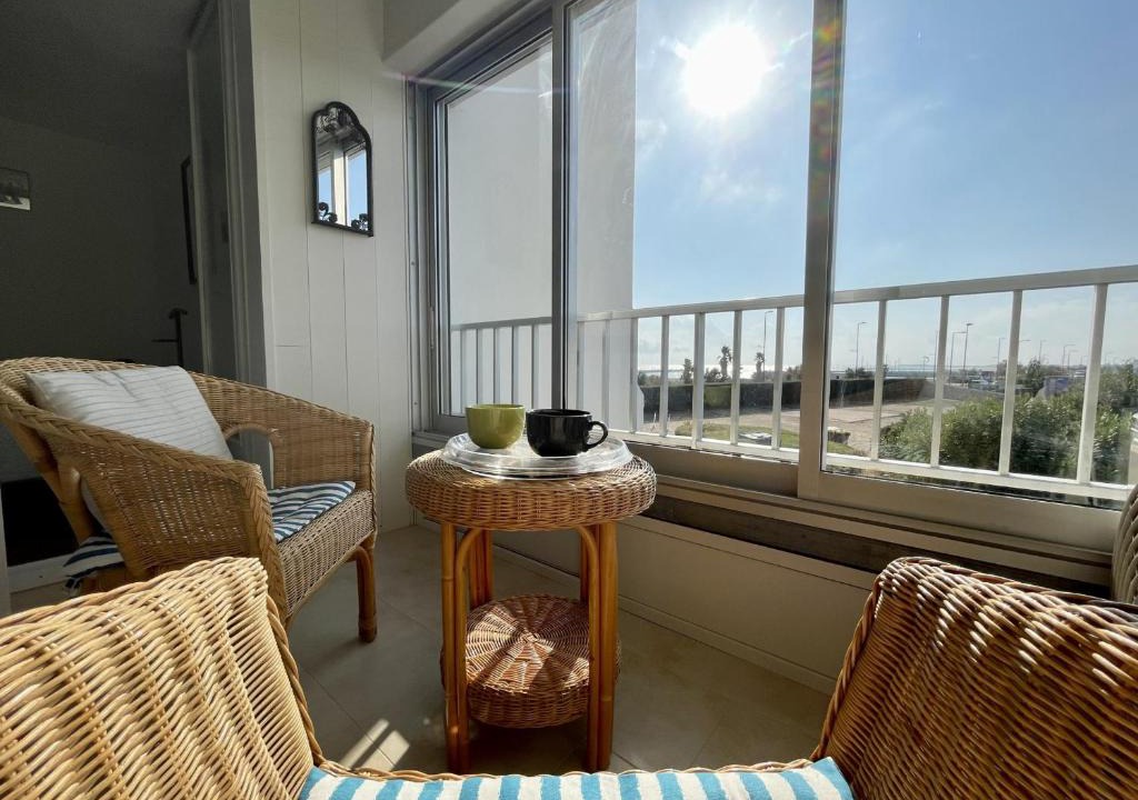 Sete Apartment | Appartement T2 cabine avec climatisation, parking privatif à Sète - FR-1-338-466
