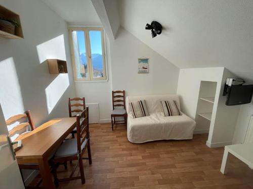 Bagneres-de-Luchon Apartment | Appartement T2
