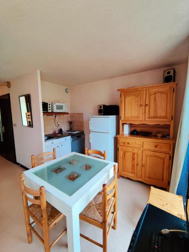 Luz-Saint-Sauveur Apartment | Appartement T2 CABINE Résidence Eugénie
