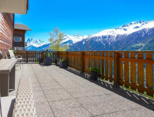 Saint-Martin Apartment | Appartement Tsandelanne avec terrasse panoramique, Val d'Hérens