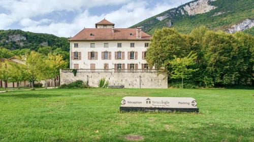 Fontaine Apartment | Apparthôtel Tempologis - Chateau de la Rochette