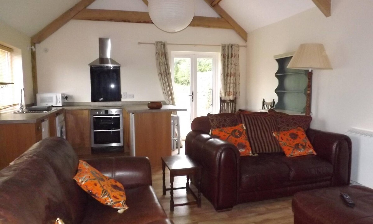 Heligan Cottage | Apple Cottage - Coombeshead Farm
