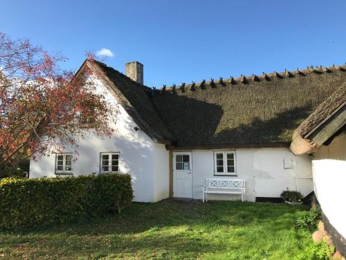 Vejby House | Apple Cottage