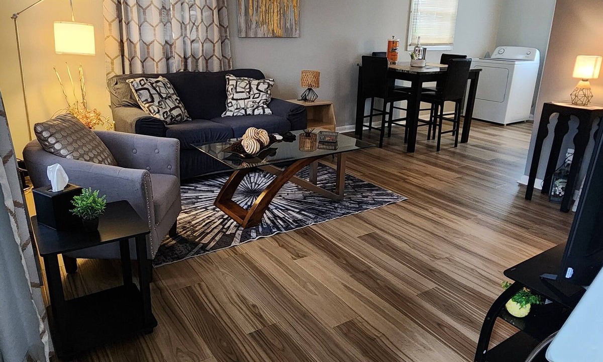 Scottown House | Apple Grove/Nucor Stay in Quiet, Country Setting