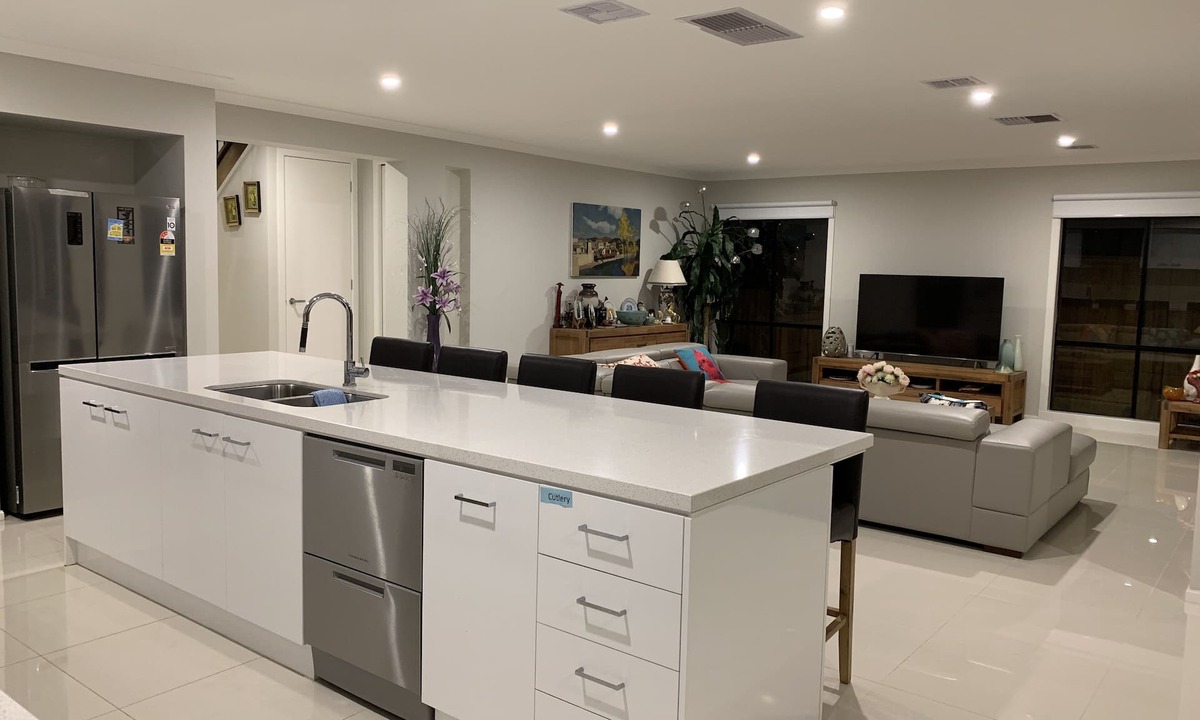 Truganina House | Apple House Truganina