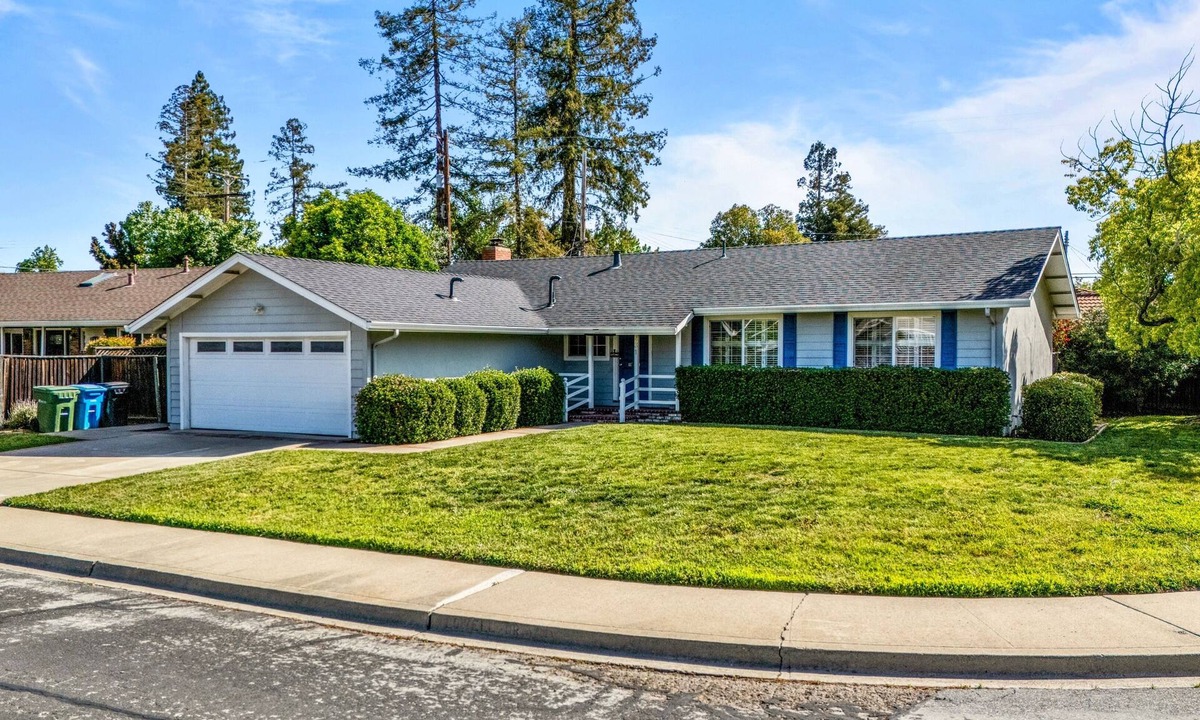 Santa Clara House | Apple Park Home