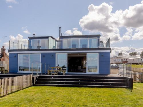 Reighton House | Apple Pip