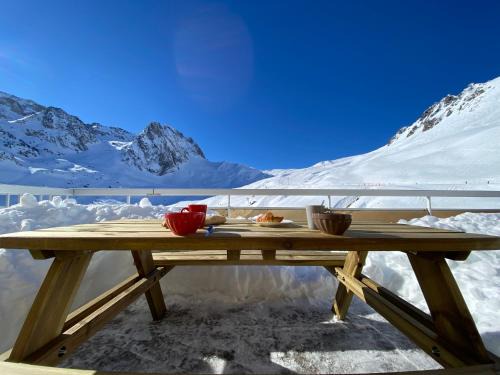 La Mongie Apartment | Appt pied des pistes, terrasse et parking couvert