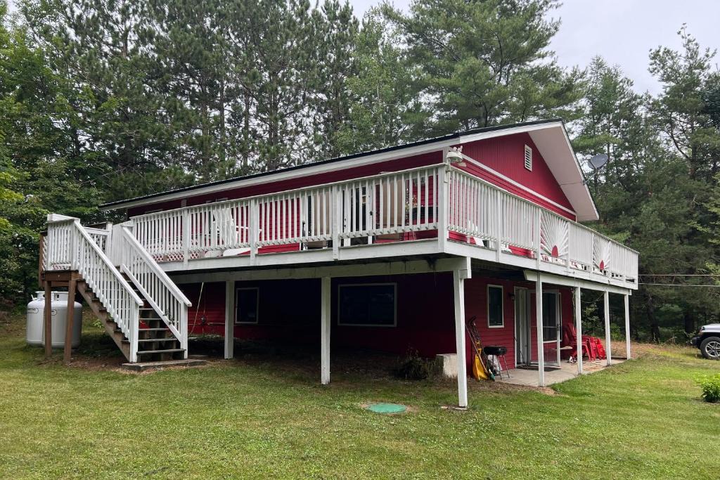 Twin Mountain House | Apres Chalet