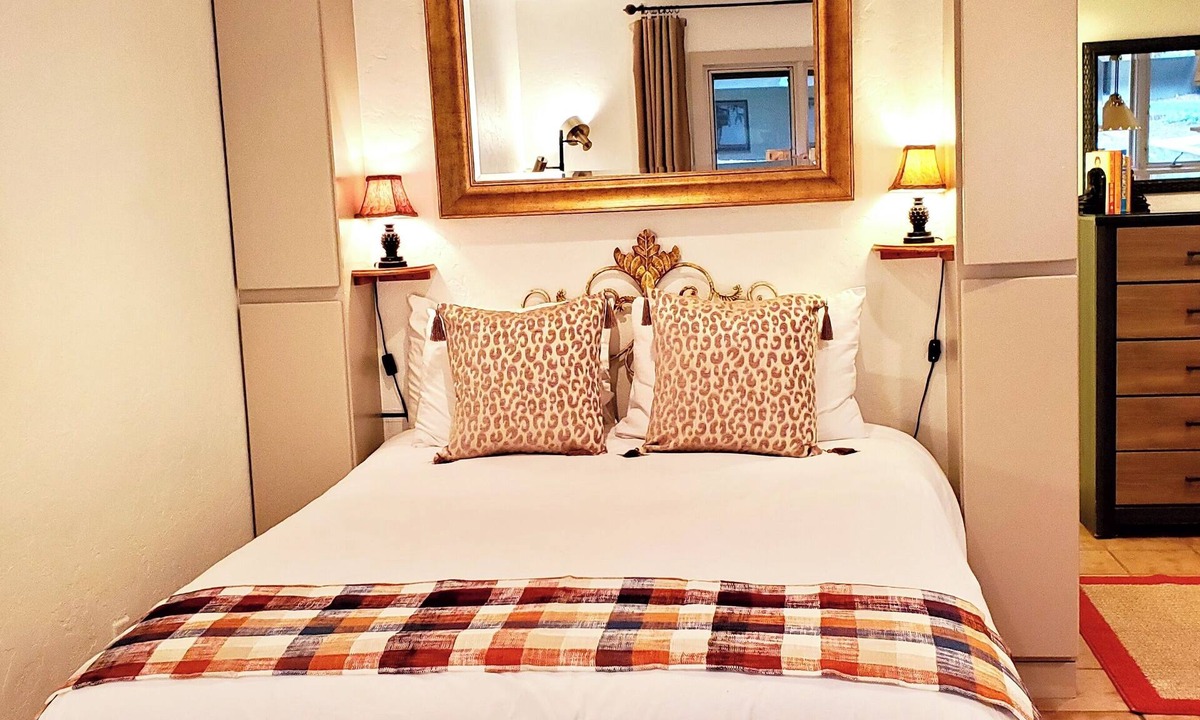 Vail Condo | April only 100/night 2 nt min. Come experience "peace" in Vail Village