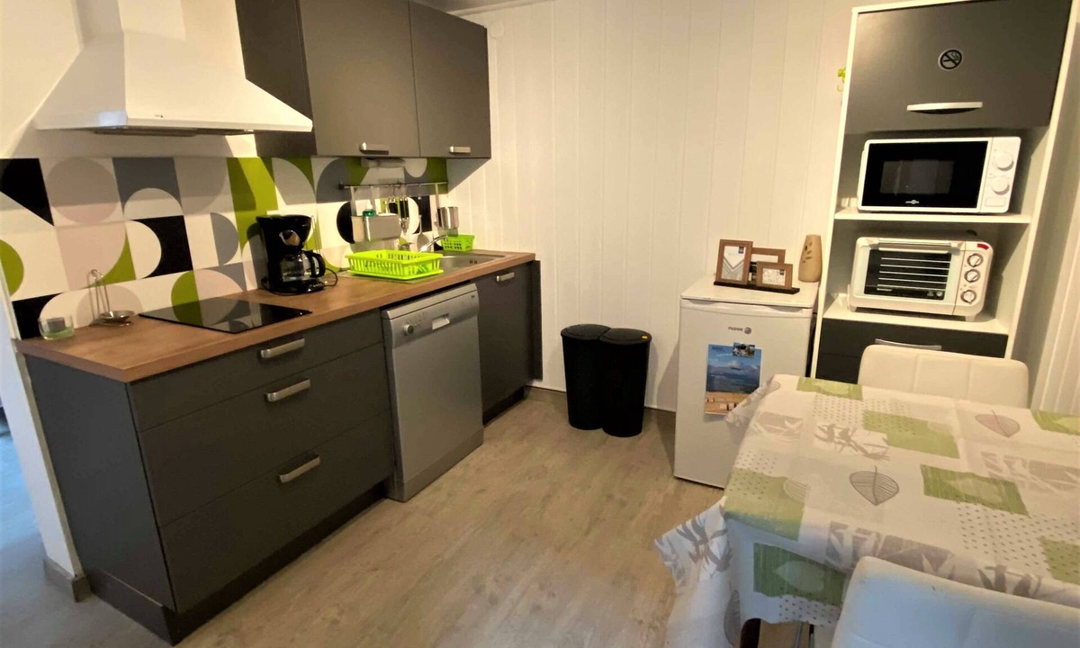 Bagneres-de-Bigorre Apartment | APT 3 * 22m² Ground floor FOR CURES/HOLIDAYS