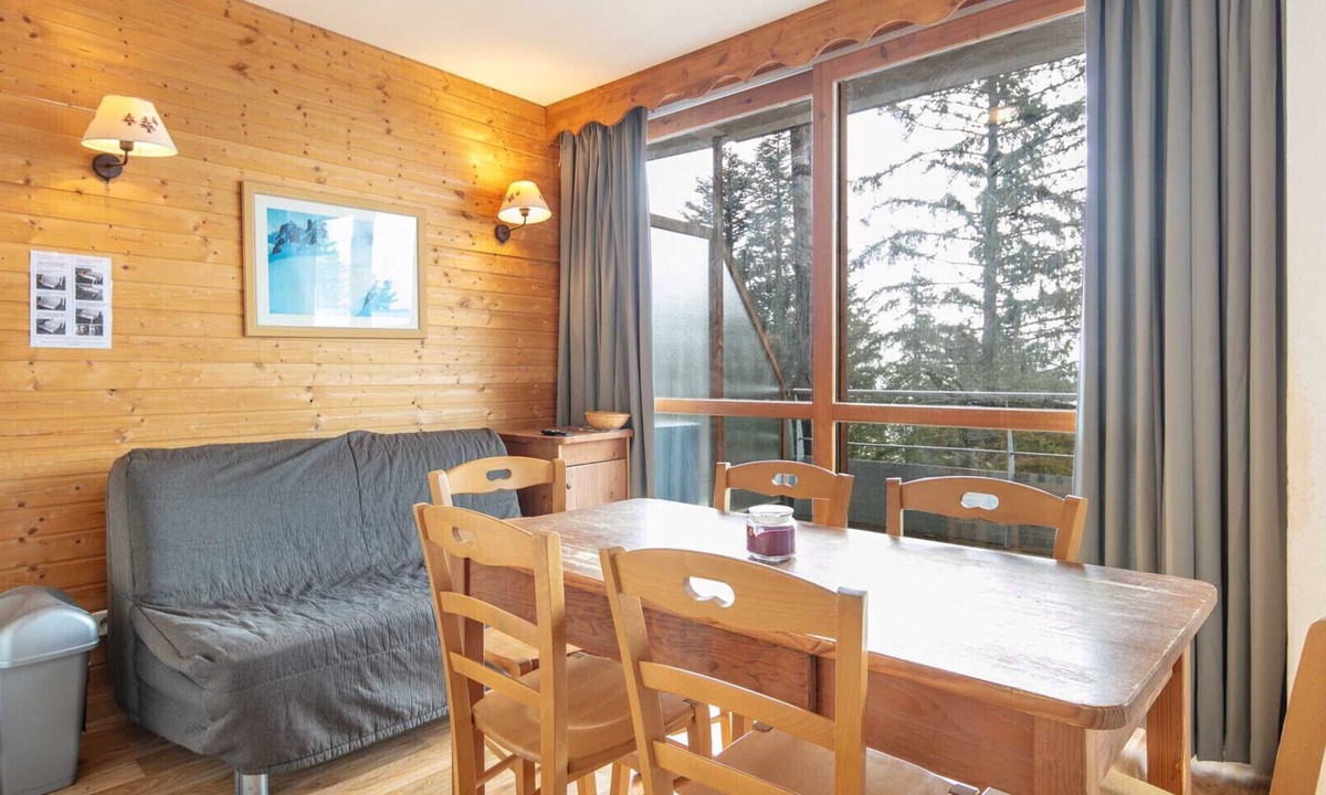 Chamrousse Apartment | Apt 4/6 ppl near the ski runs