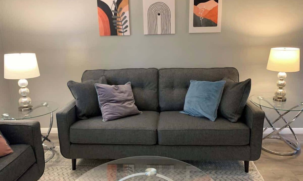 Masury Apartment | Apt 4 Convenient Location