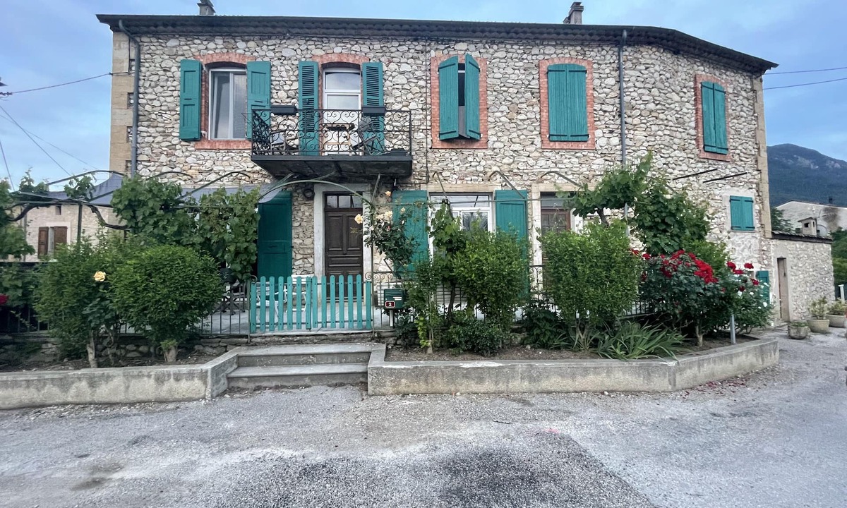 Menglon House | Apt de 75m2 Refait à Neuf au rdc Dune Maison Chic