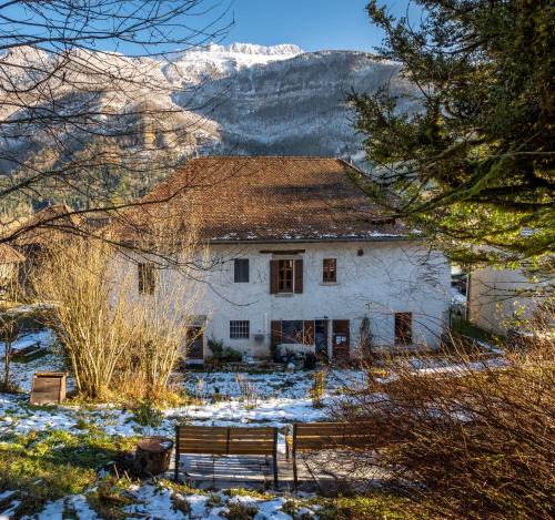 Saint-Joseph-de-Riviere Apartment | Apt RDC - Gîte aux 1000 chemins