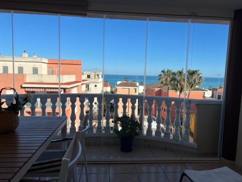 El Grau de Moncofa Apartment | Apto. con wifi, piscina, vistas al mar y parking.