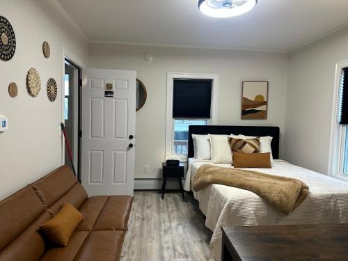Old Orchard Beach Apartment | Aqua Amour Studio
