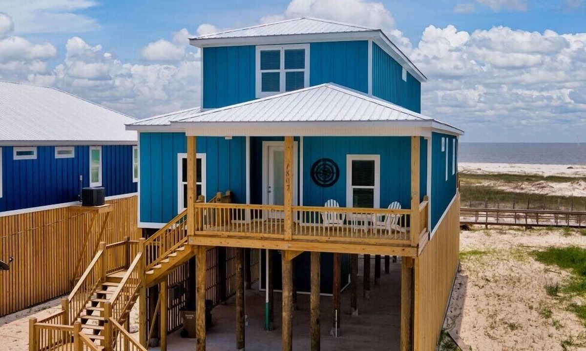 Dauphin Island House | Aqua Pearl | Open July 18th week. Gulf Front | Pool