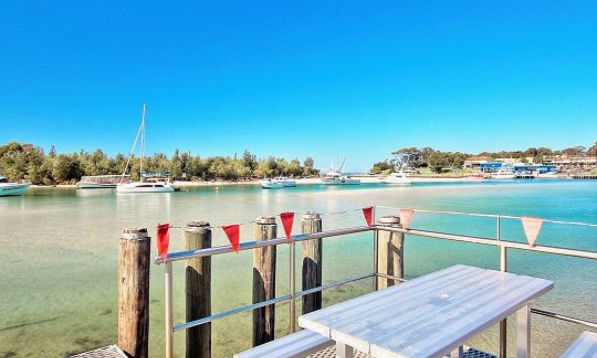 Huskisson House | Aqua Shores by Experience Jervis Bay