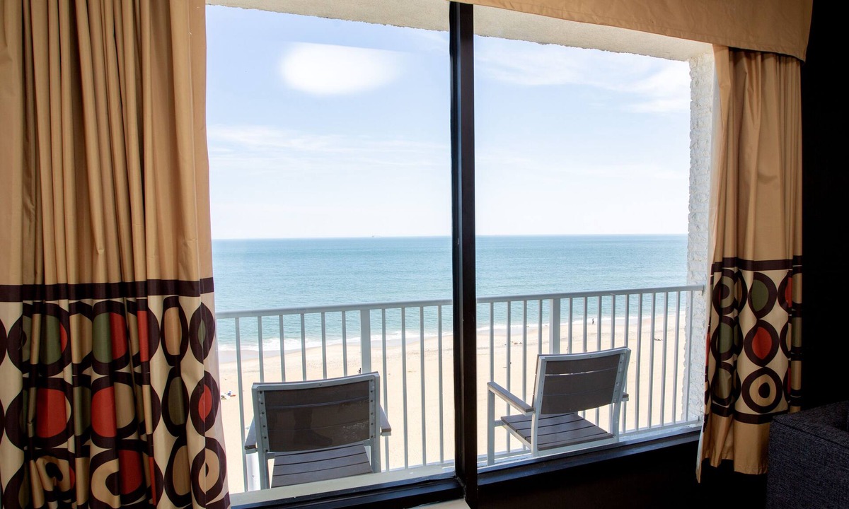 Northeast Virginia Beach Hotel | Aqua Vista Resort Hotel