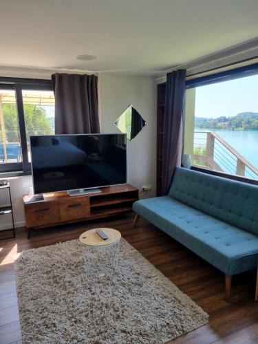 Aiguebelette-le-Lac Hotel | Aquabella