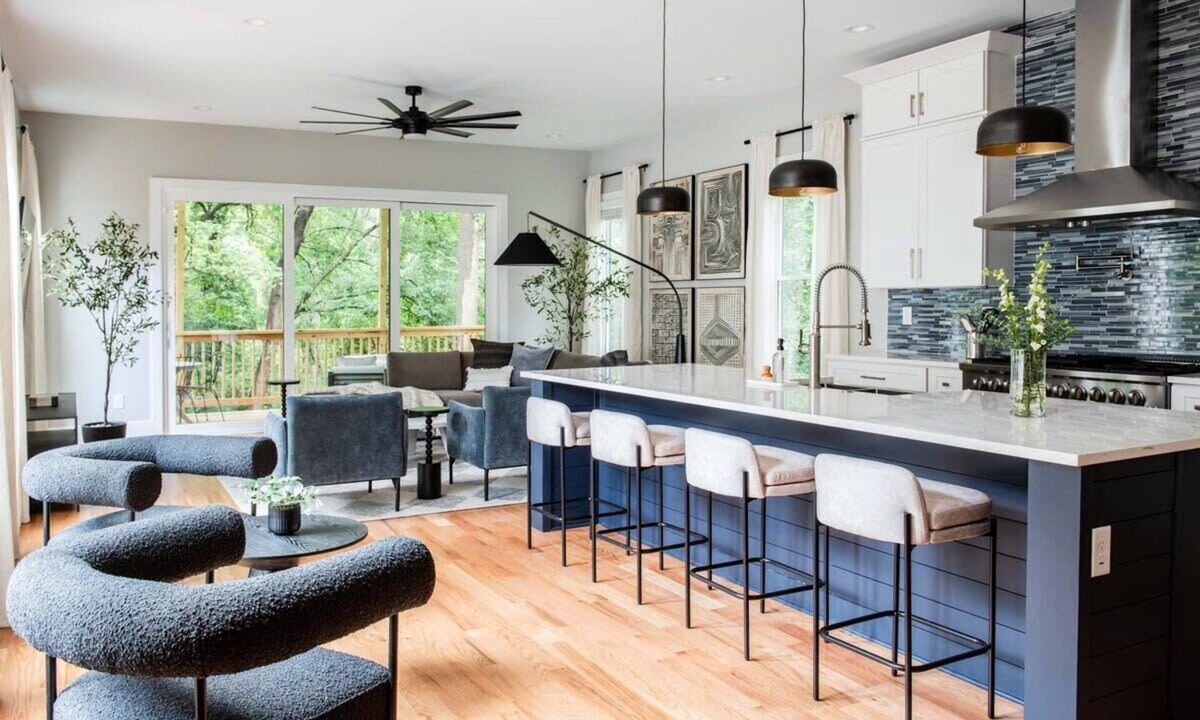 East Atlanta Apartment | Aquarius Rising