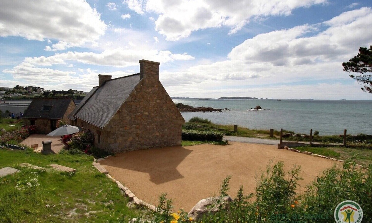 Trevou-Treguignec House | Ar Men - Trevou Treguignec