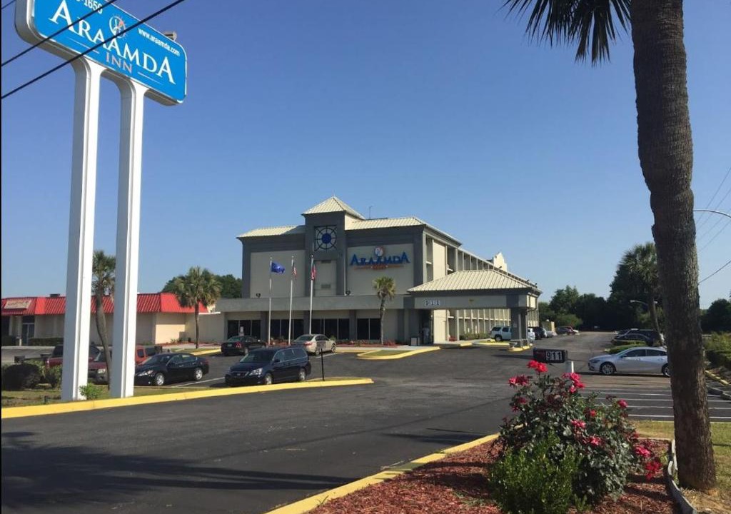 Albany Hotel | Araamada Inn