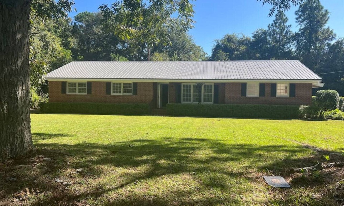 Arabi House | Arabi Cozy and Quiet Getaway