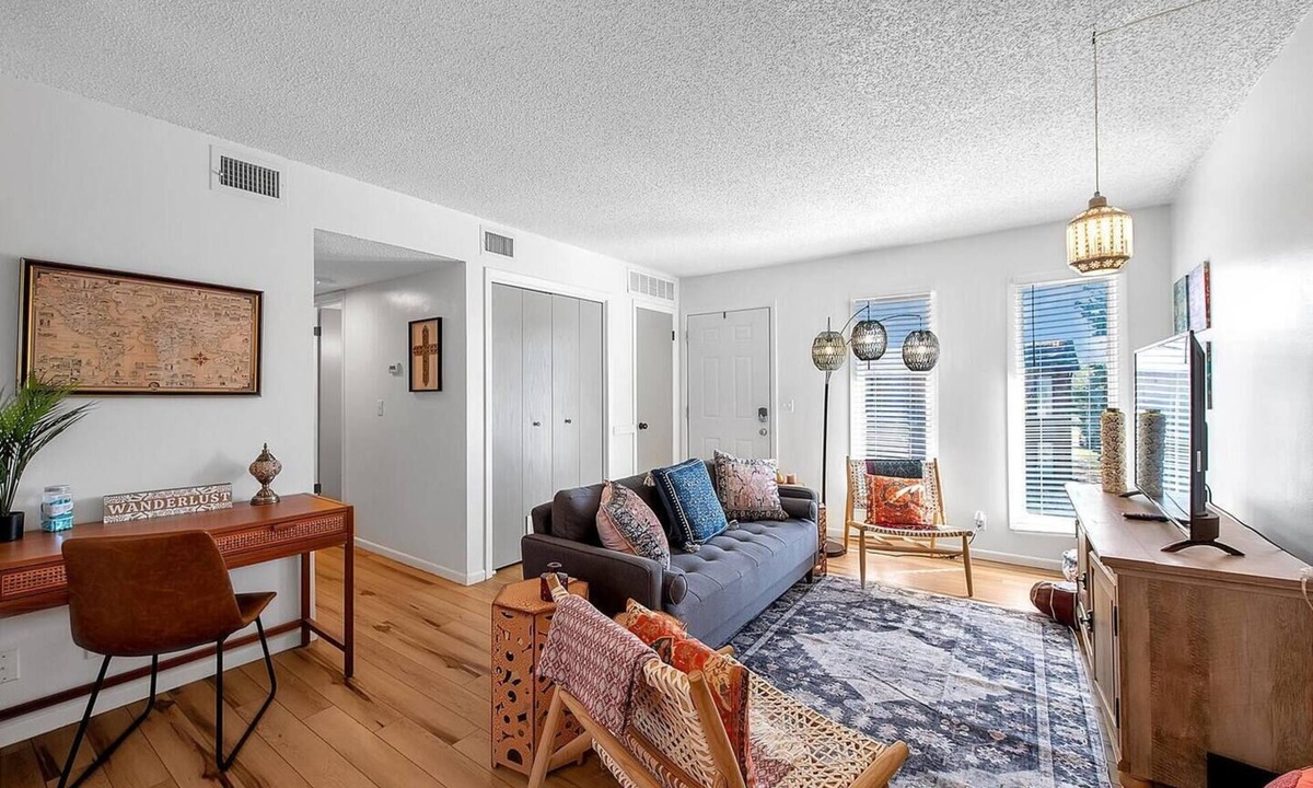 Wichita Apartment | Arabian Nights - 2 bedroom apartment near airport - cute and cozy