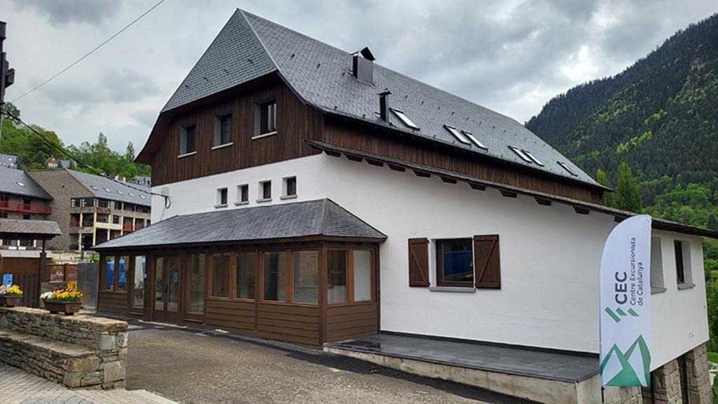 Salardu Hostel | Aran Hostel