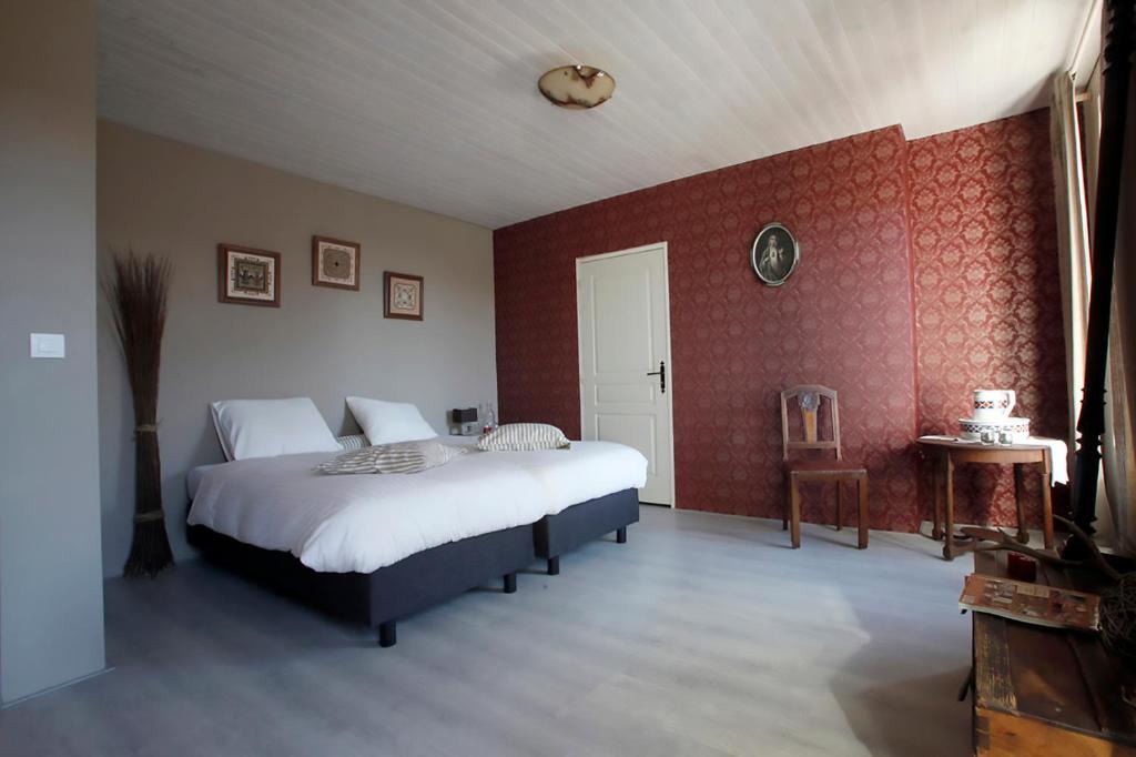 Montfaucon d'Argonne Bed & Breakfast | Arara