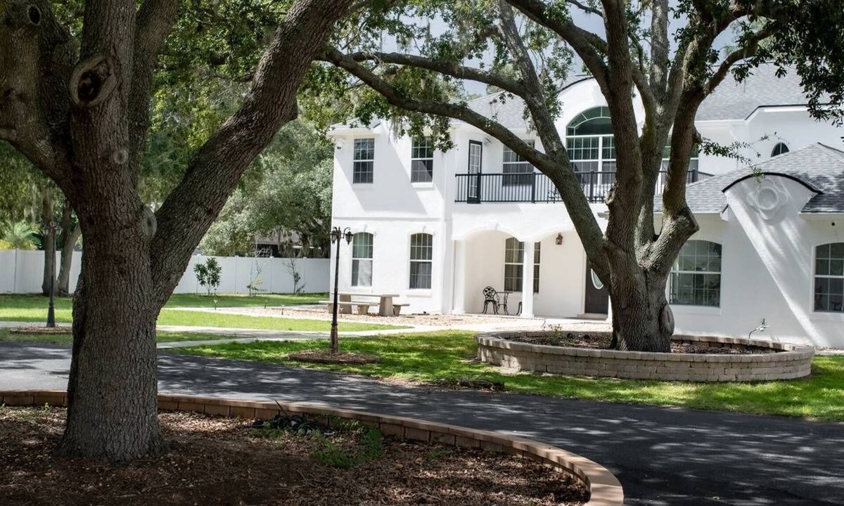 Leesburg House | -Arbor Grand Estate-