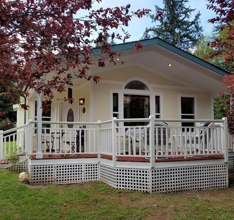 Clinton House | Arbor Rouge Cottage